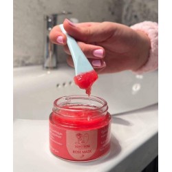 ماسك الورد يويو روز 